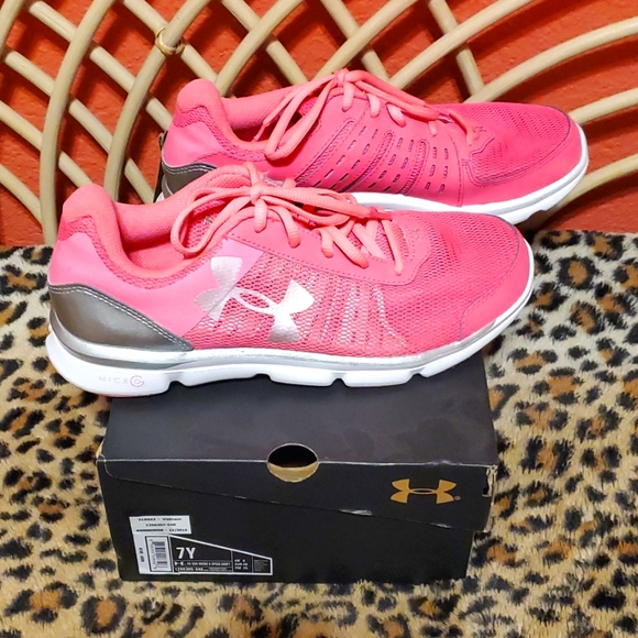 Under Armour Neon Pink GGS Micro G Speed Swift 7Y - Picture 2 of 6